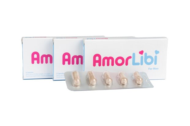 3 doosjes AmorLibi met strip